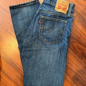 Levi’s boyfriend jeans